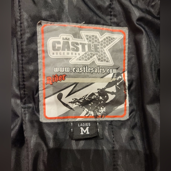 Castle X snowmobile jacket - Picture 3 of 6